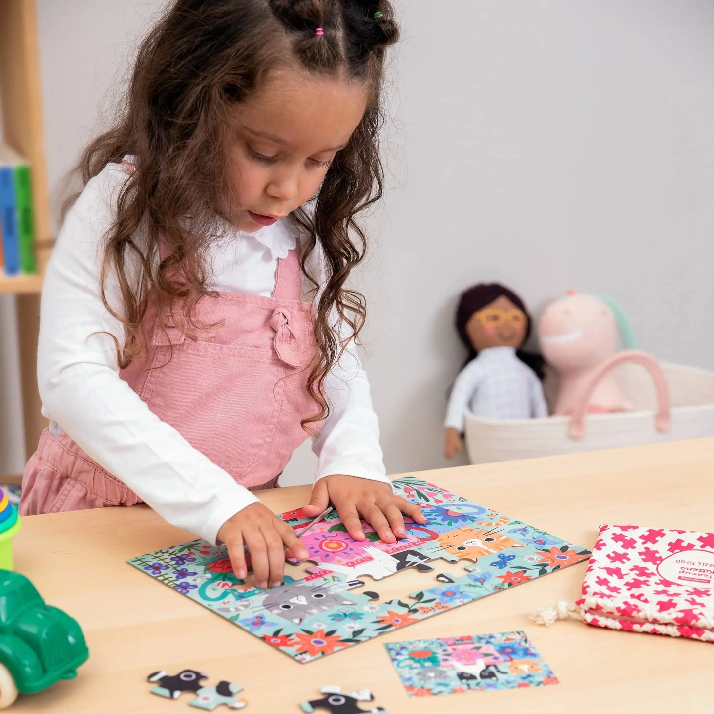 Teacup Kittens 36 Piece Mini Jigsaw Puzzle Mudpuppy