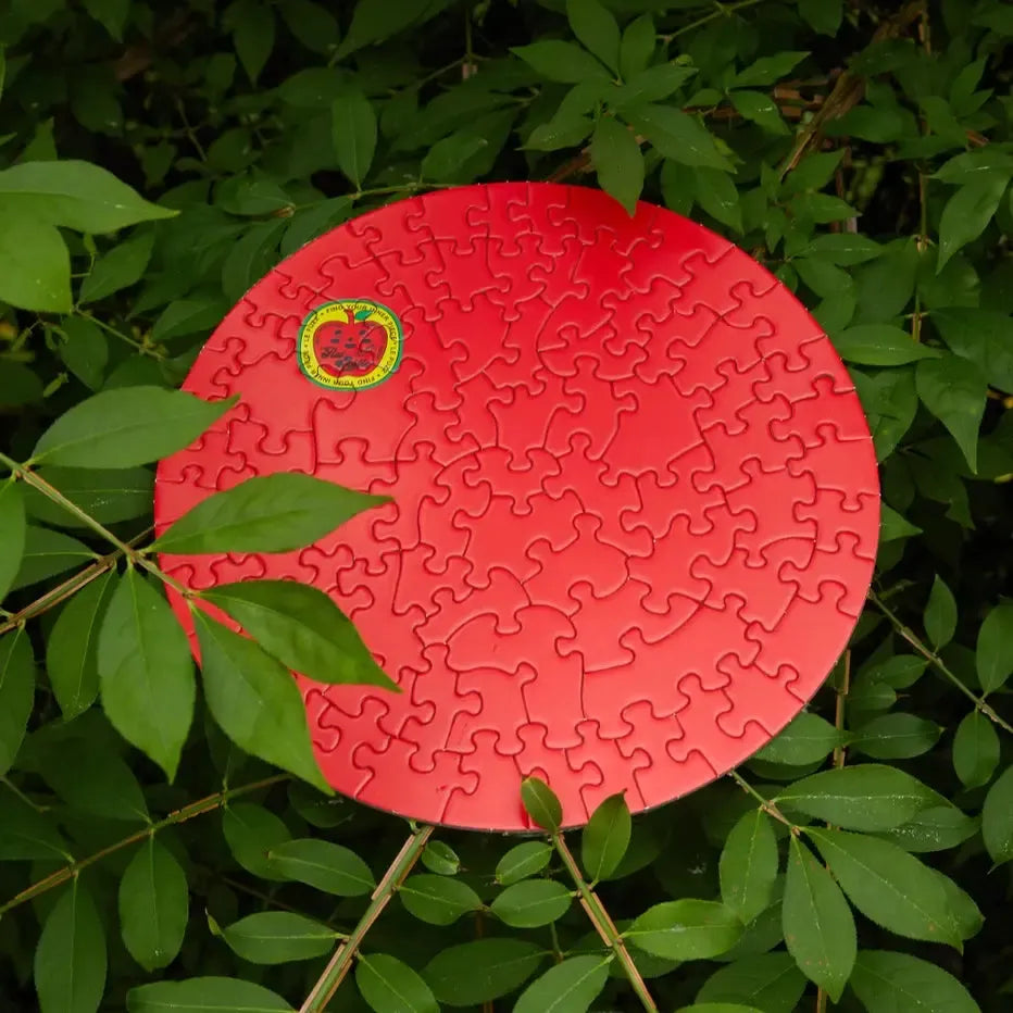Flat Apple 81 Piece Round Jigsaw Puzzle Le Puzz
