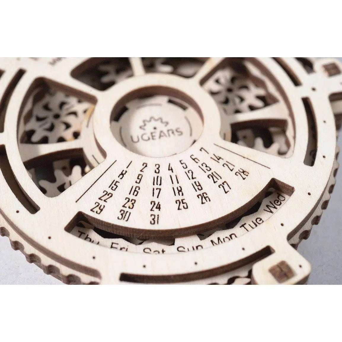 Date Navigator 3D Wood Model Kit UGEARS