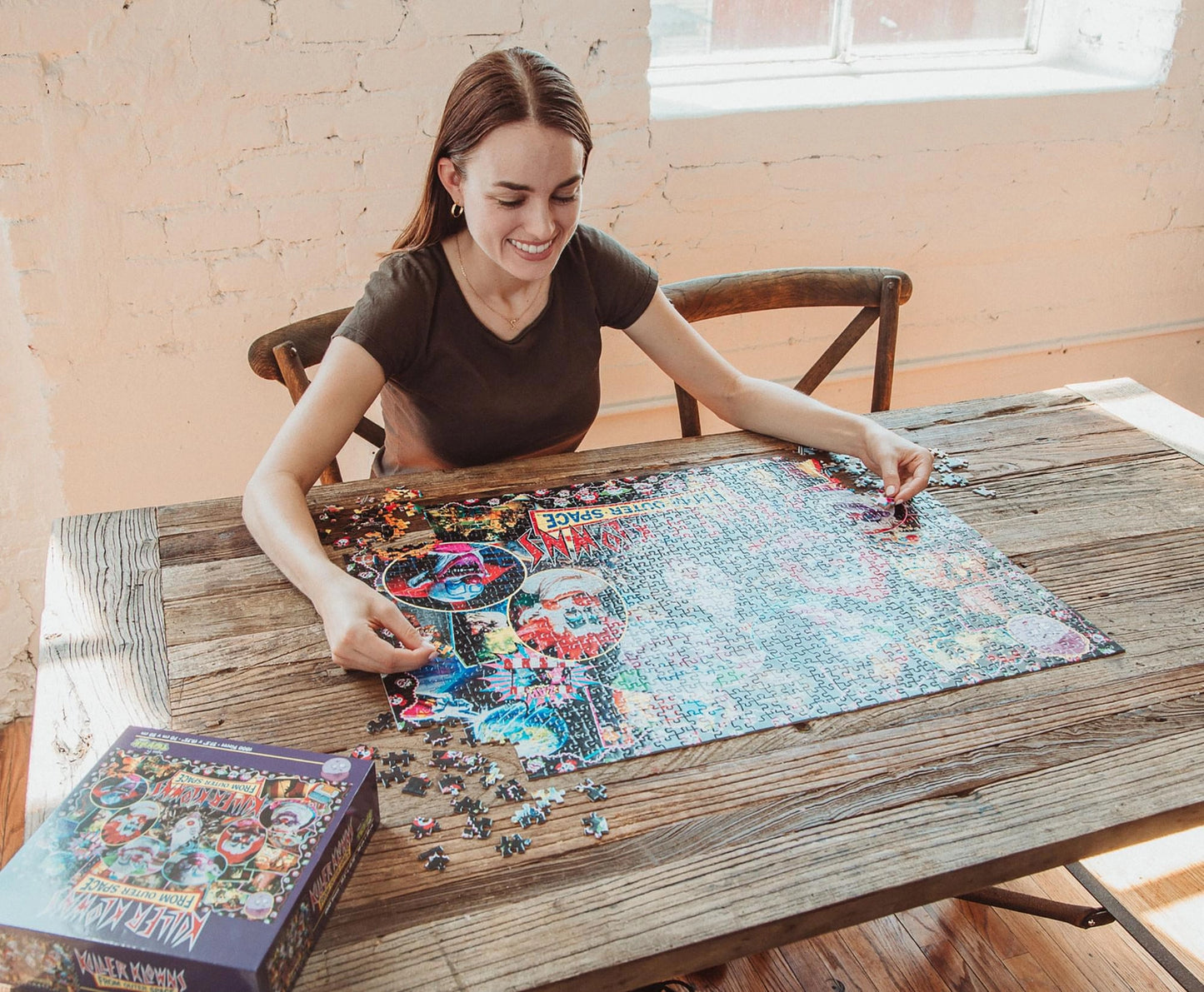 Killer Klowns form Outer Space 1000 Piece Jigsaw Puzzle Toynk